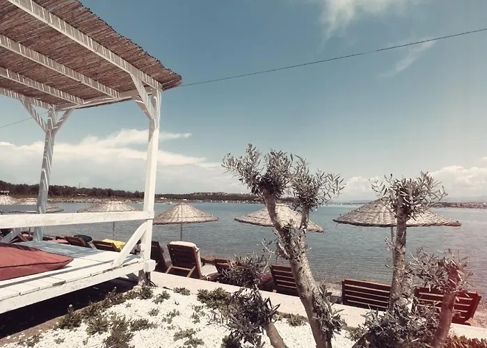 Erol - Adult Only Hotel