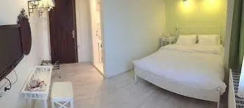 Erol - Adult Only 3*