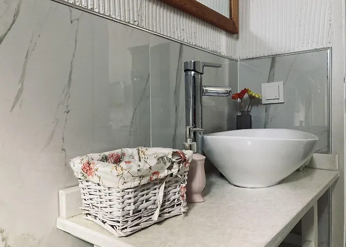 Erol - Adult Only 3*